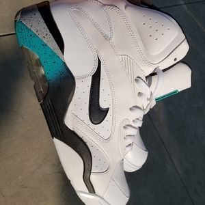 🔥NIKE🔥 Air Force 180 Mid 'White Gray Emerald'